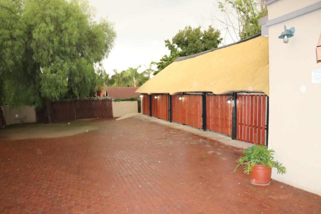Greenwoods Self-Catering Pretoria-Noord Buitenkant foto